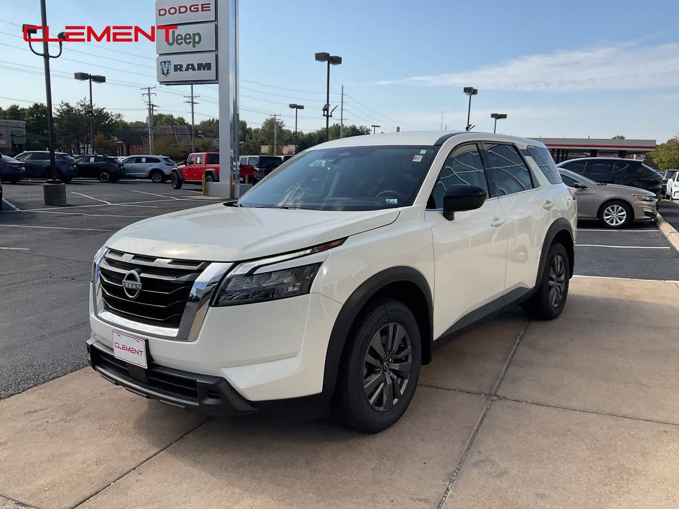 2024 Nissan Pathfinder S — SUV — 12,601 mi — Florissant, MO
