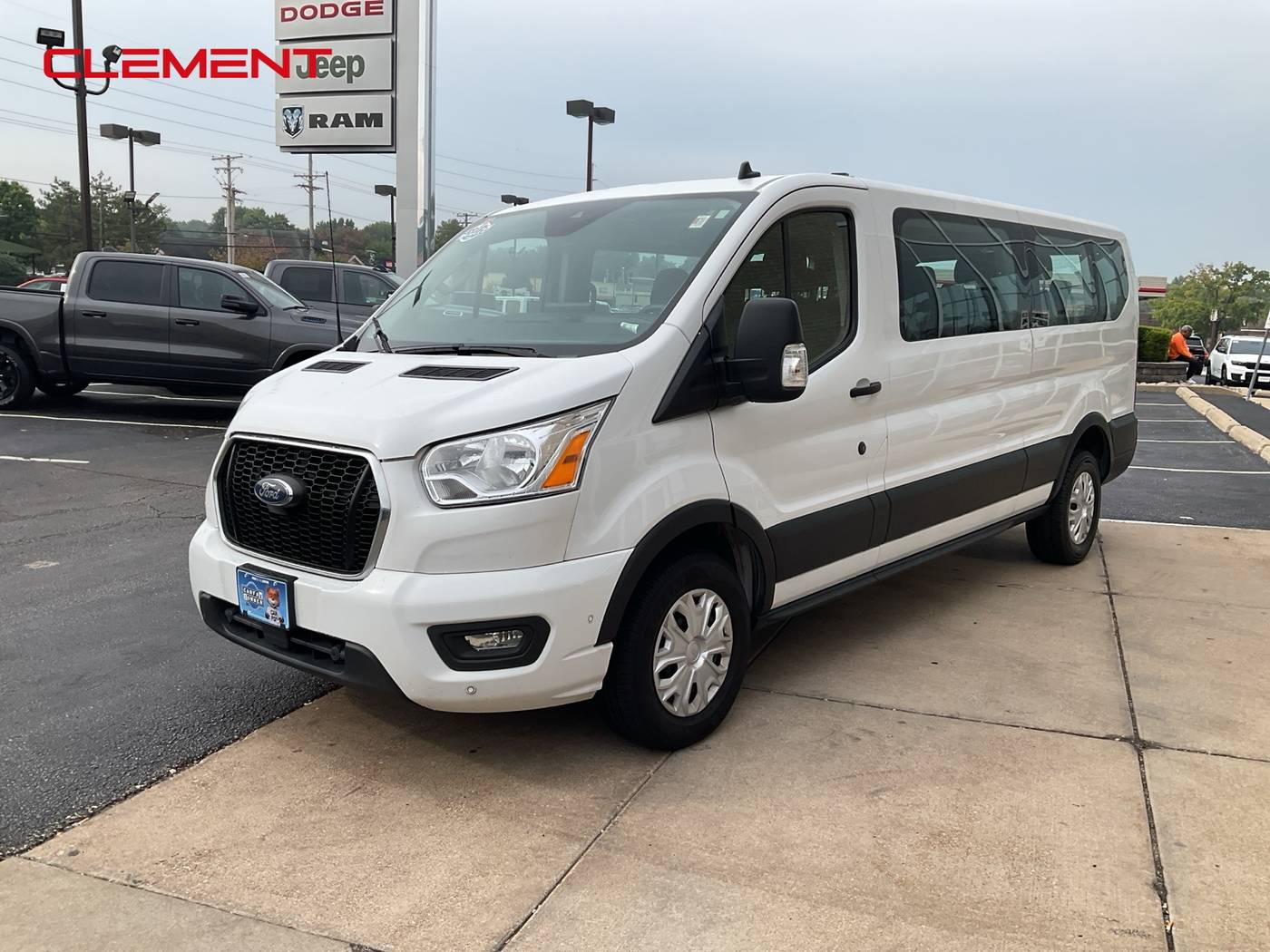 2022 Ford Transit Passenger Wagon T-350 XLT — Passenger Van — 72,126 mi — Florissant, MO