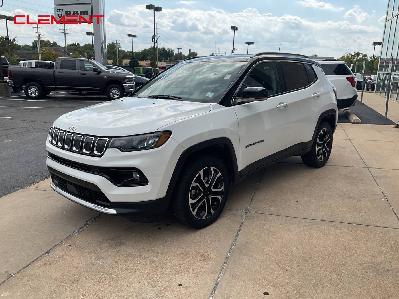 2022 Jeep Compass Limited — SUV — 17,272 mi — Florissant, MO