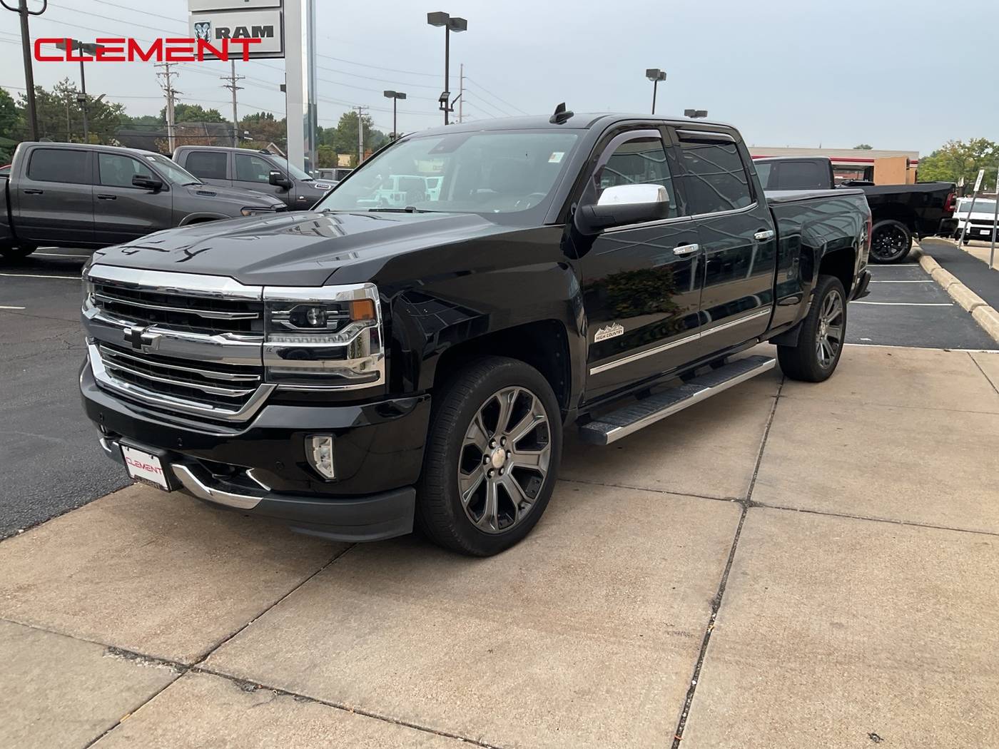 2017 Chevrolet Silverado 1500 High Country — Pickup Truck — 100,006 mi — Florissant, MO