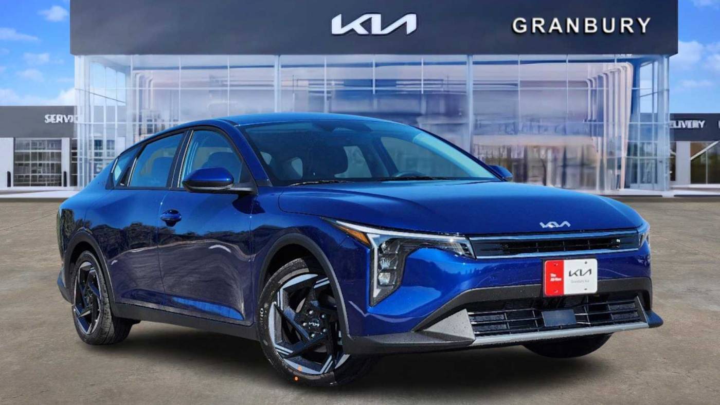 2025 Kia K4 EX — Sedan — 8,202 mi — Granbury, TX
