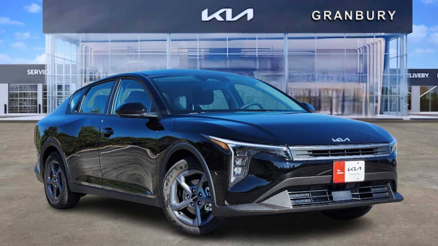 2025 Kia K4 LXS — Sedan — 6,983 mi — Granbury, TX