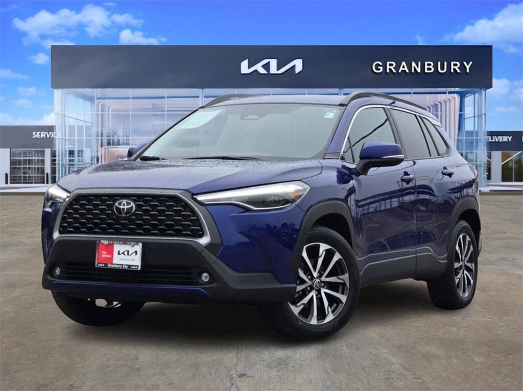 2024 Toyota Corolla Cross XLE — SUV — 30,196 mi — Granbury, TX