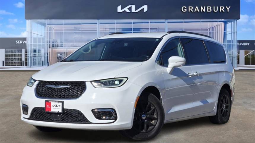2022 Chrysler Pacifica Touring L — Minivan — 59,211 mi — Granbury, TX