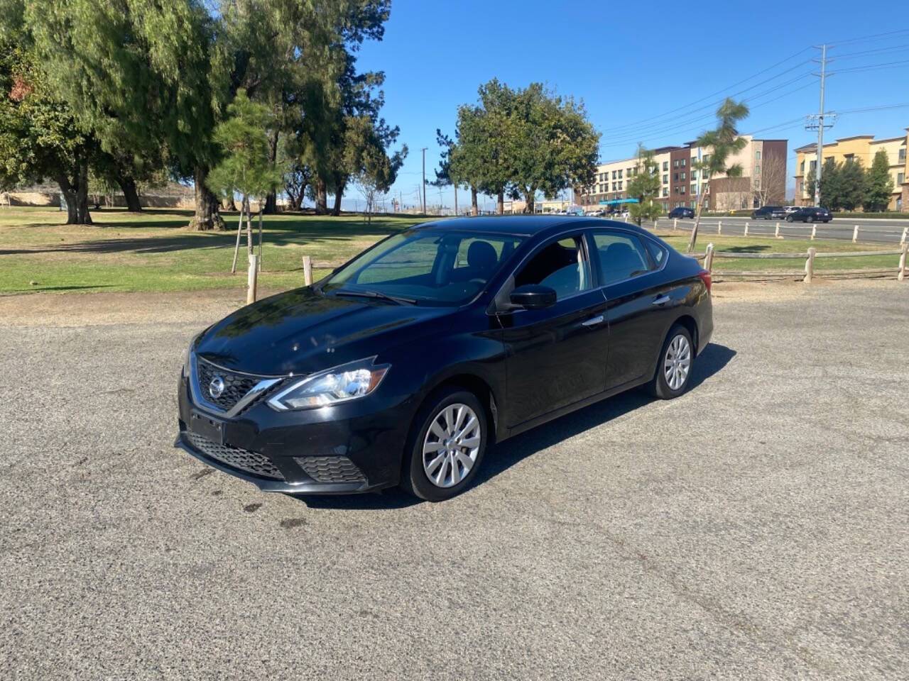 2017 Nissan Sentra SV — Sedan — 107,378 mi — Somerton, AZ