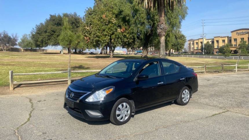 2015 Nissan Versa 1.6 SV — Sedan — 145,105 mi — Somerton, AZ