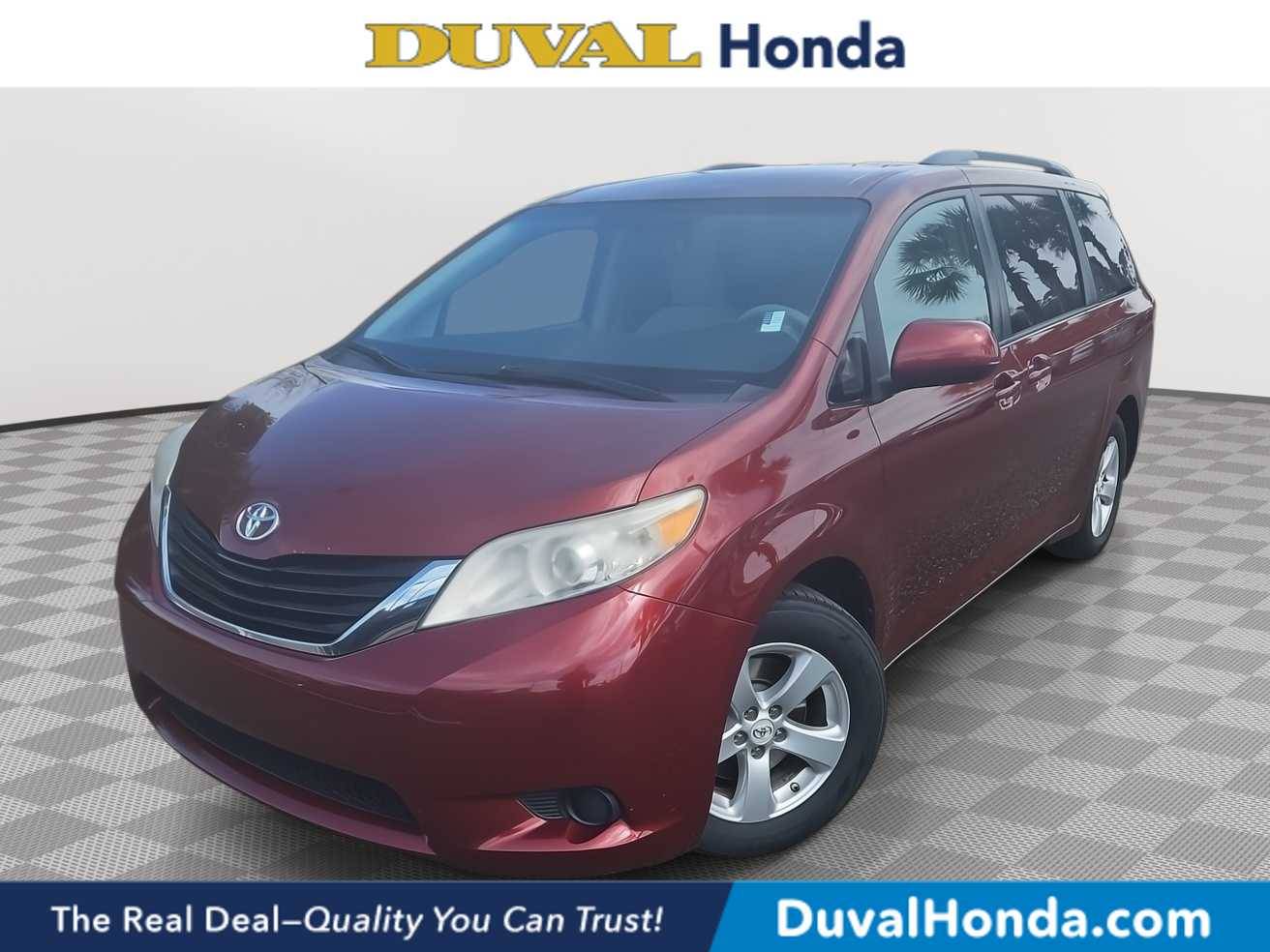 2011 Toyota Sienna LE — Minivan — 225,545 mi — Jacksonville, FL