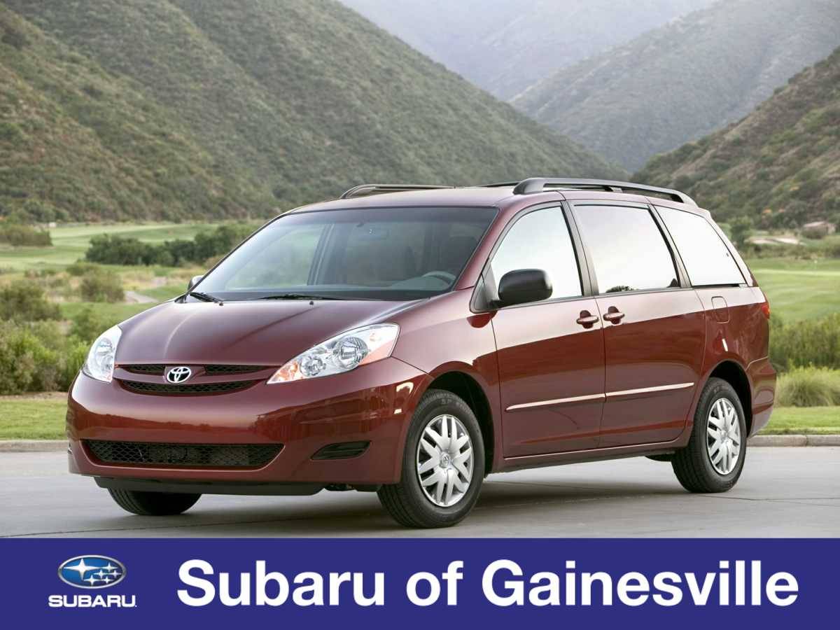 2009 Toyota Sienna CE — Minivan — 142,553 mi — Gainesville,, FL