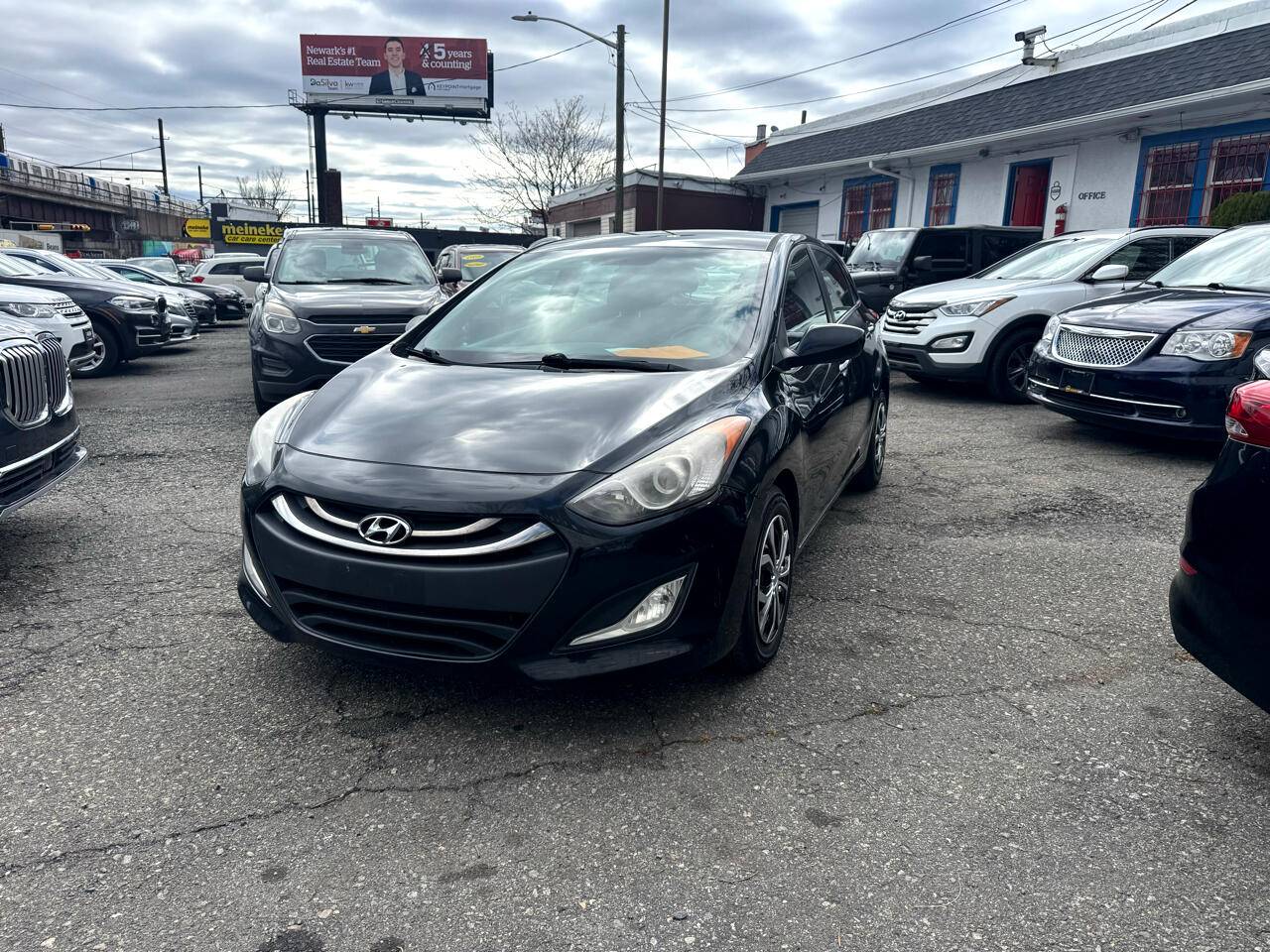 2013 Hyundai Elantra GT — Hatchback — 129,727 mi — Newark, NJ