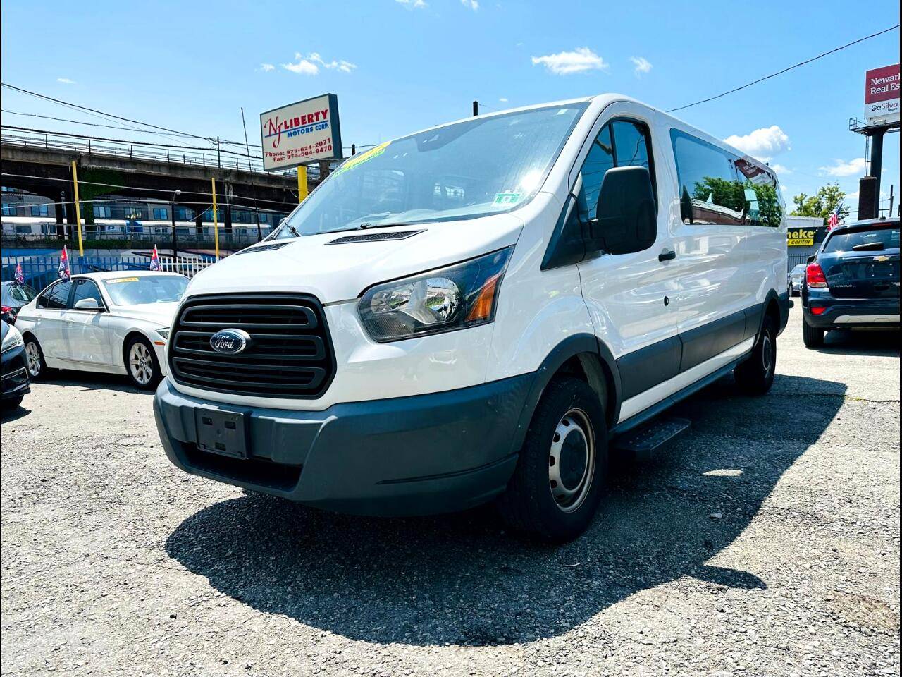2017 Ford Transit Passenger Wagon T-350 XLT — Passenger Van — 69,797 mi — Newark, NJ