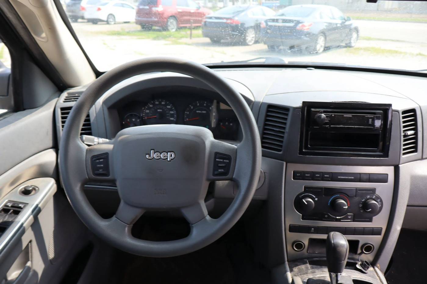 2005 Jeep Grand Cherokee Laredo — SUV — 165,063 mi — Springfield, IL