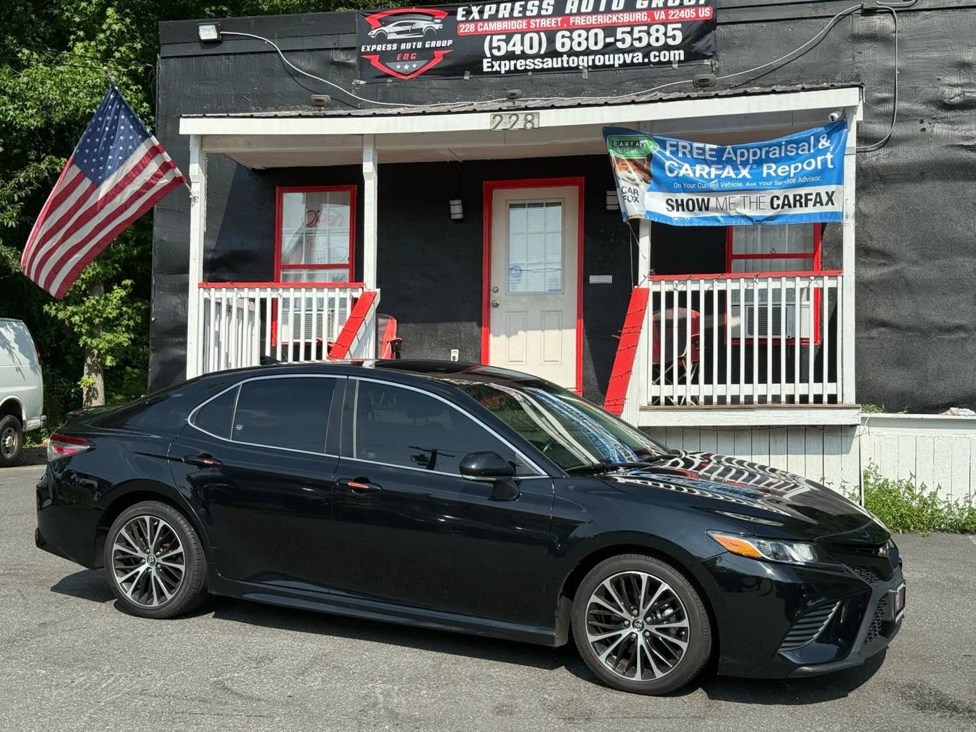 2018 Toyota Camry XLE — Sedan — 174,040 mi — Fredricksburg, VA