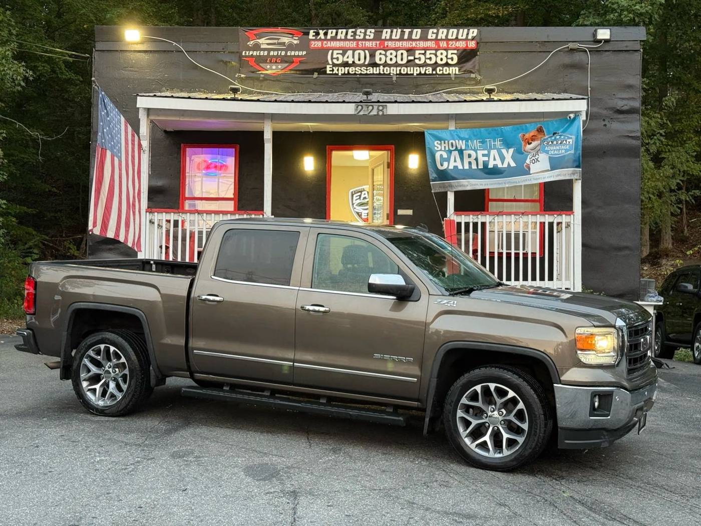 2014 GMC Sierra 1500 SLT — Pickup Truck — 123,072 mi — Fredricksburg, VA