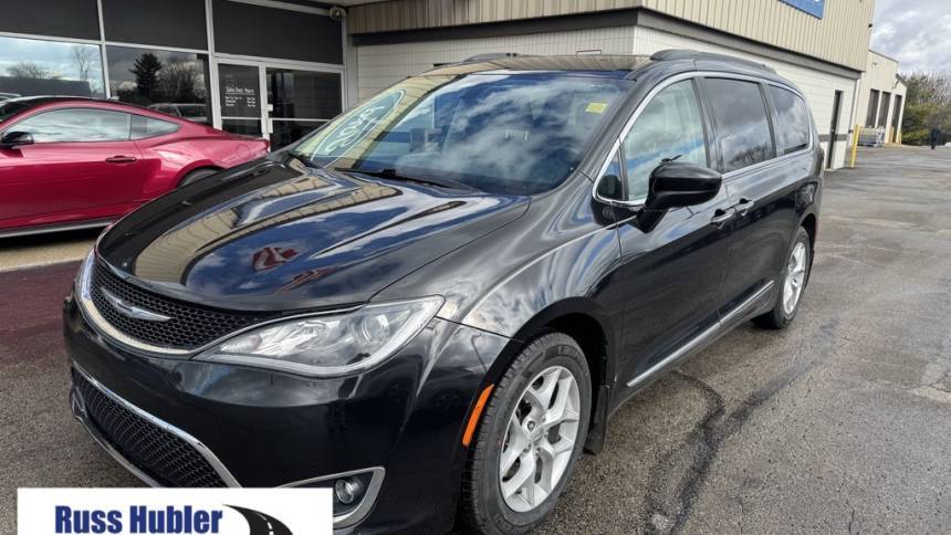 2017 Chrysler Pacifica Touring L — Minivan — 107,980 mi — North Vernon, IN