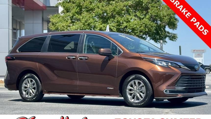 2021 Toyota Sienna XLE