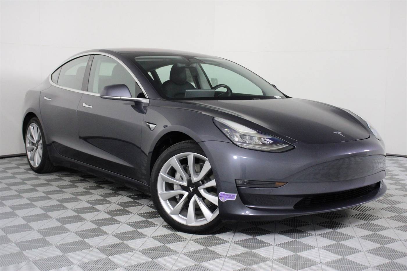 2018 Tesla Model 3 Long Range — Sedan — 43,368 mi — Pasadena, CA