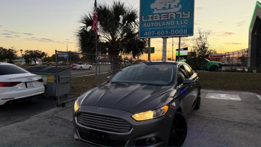 2013 Ford Fusion SE — Sedan — 113,985 mi — Orlando, FL