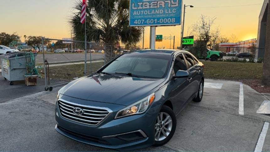 2017 Hyundai Sonata SE — Sedan — 82,241 mi — Orlando, FL