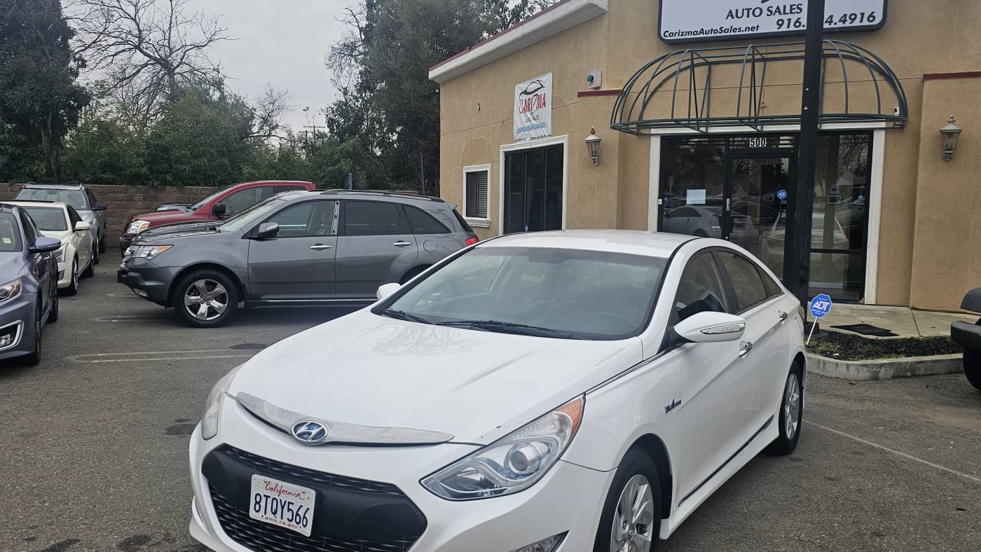2014 Hyundai Sonata Hybrid Base — Sedan — 117,761 mi — ROSEVILLE, CA