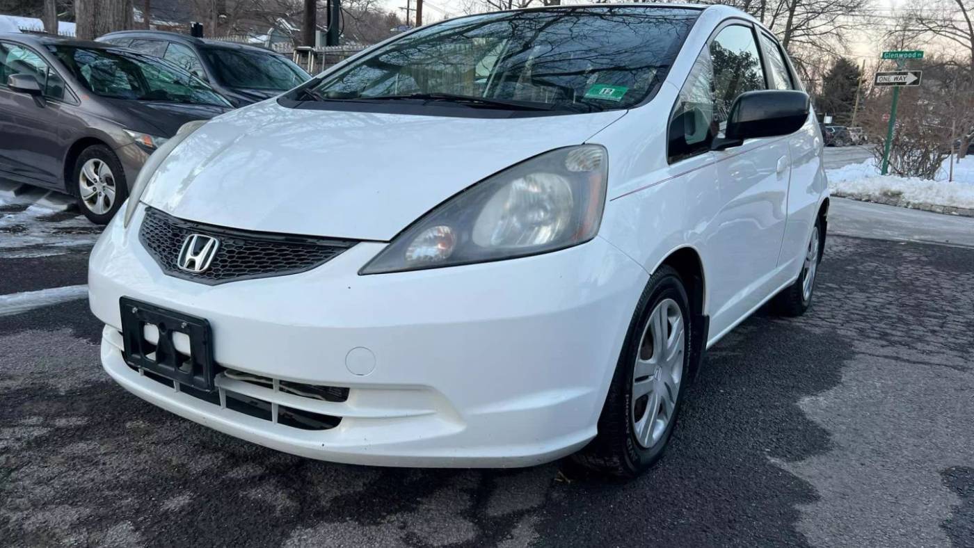 2010 Honda Fit Base — Hatchback — 131,575 mi — Husbrouck Heights, NJ
