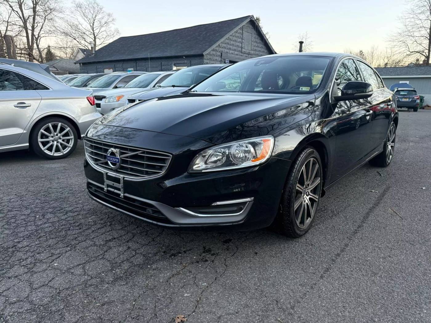 2017 Volvo S60 Inscription — Sedan — 130,675 mi — Husbrouck Heights, NJ