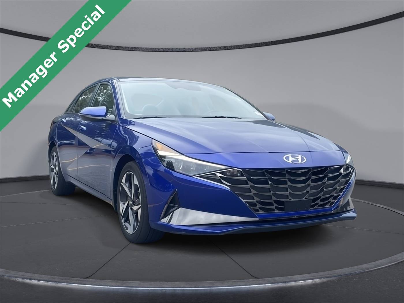 2023 Hyundai Elantra Limited — Sedan — 9,932 mi — Athens, GA