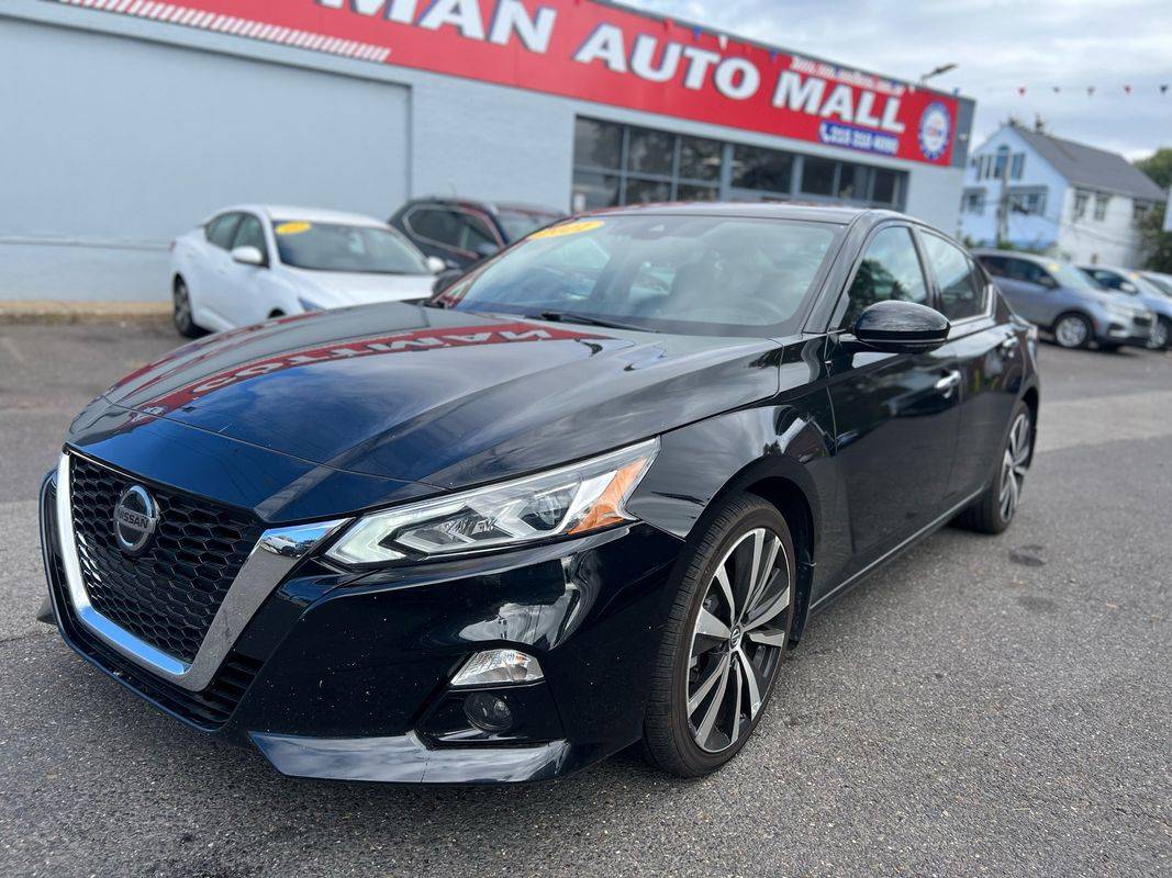 2021 Nissan Altima Platinum — Sedan — 71,280 mi — Philadelphia, PA