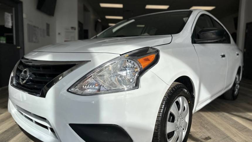 2019 Nissan Versa SV — Sedan — 77,702 mi — Philadelphia, PA