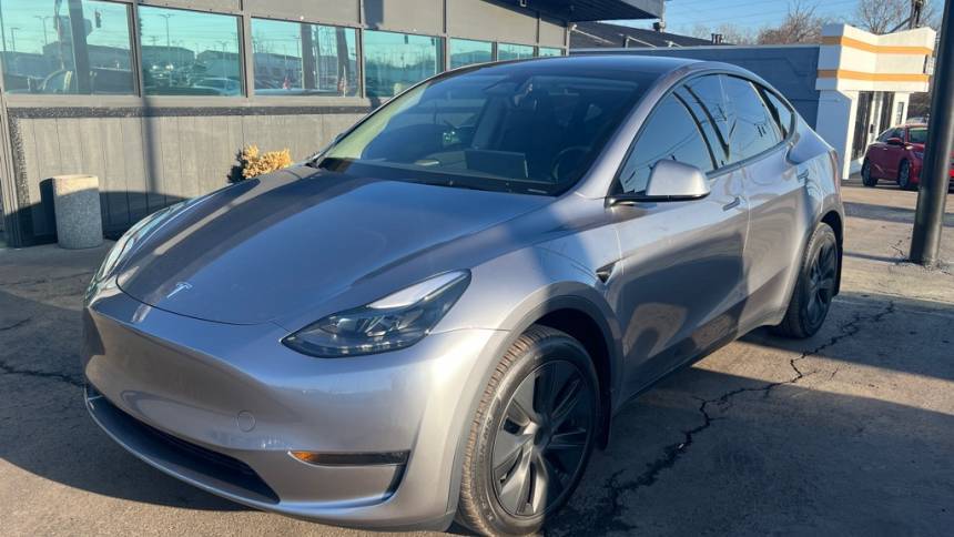 2024 Tesla Model Y Long Range — SUV — 6,513 mi — Lexington, KY
