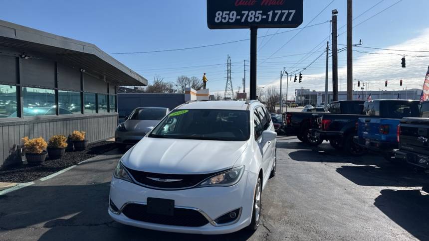 2020 Chrysler Pacifica Touring L — Minivan — 50,732 mi — Lexington, KY