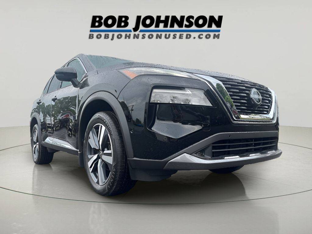 2022 Nissan Rogue SL — SUV — 17,949 mi — Watertown, NY