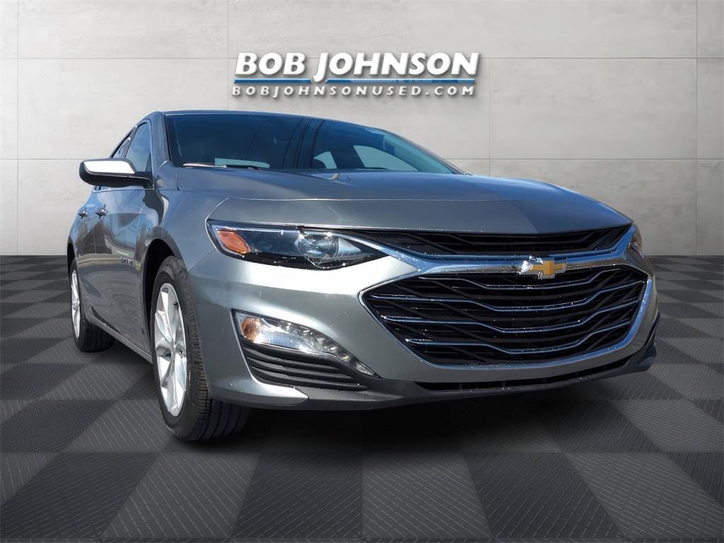 2025 Chevrolet Malibu LT — Sedan — 3,420 mi — Watertown, NY