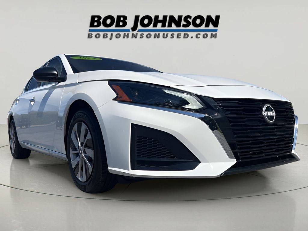 2025 Nissan Altima S — Sedan — 7,866 mi — Watertown, NY