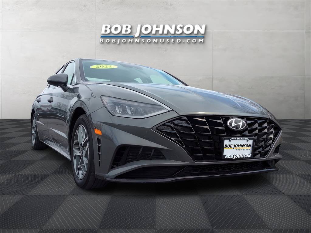 2022 Hyundai Sonata SEL — Sedan — 31,011 mi — Watertown, NY