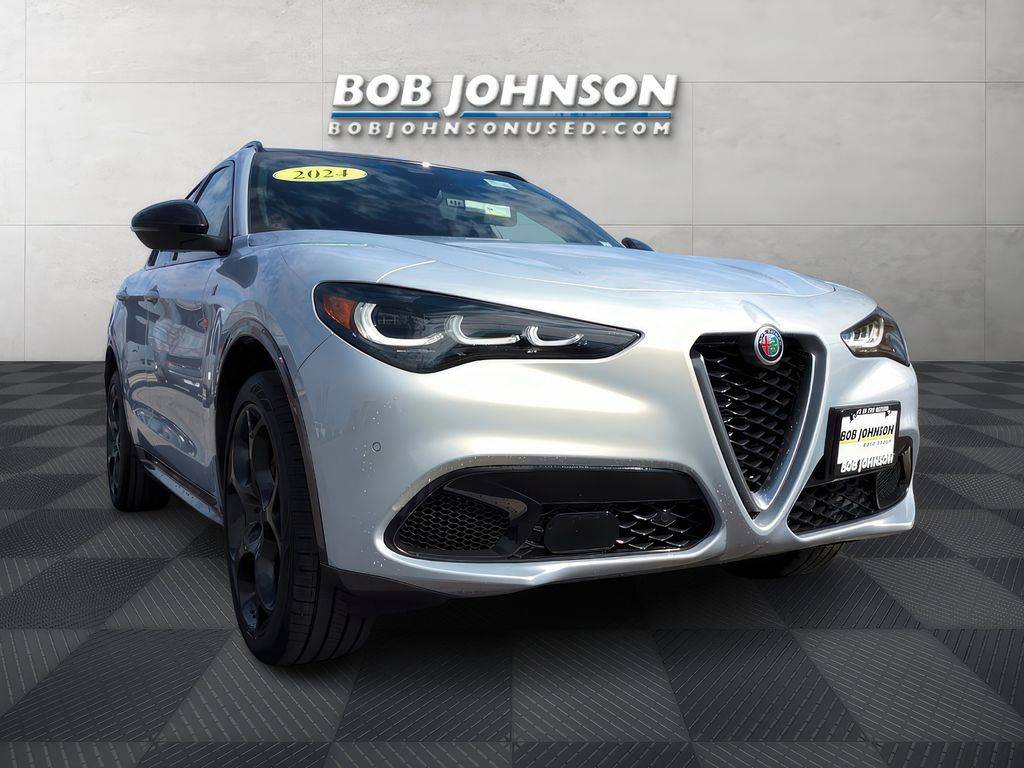 2024 Alfa Romeo Stelvio Ti — SUV — 3,101 mi — Watertown, NY