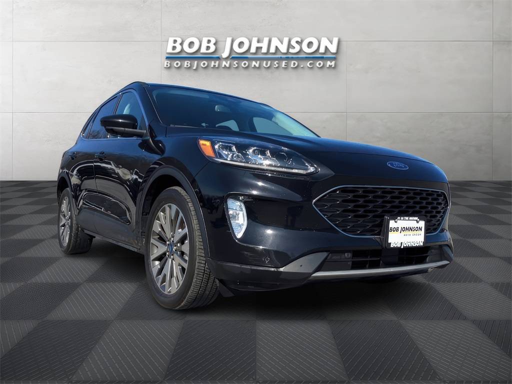 2022 Ford Escape Titanium — SUV — 38,805 mi — Watertown, NY