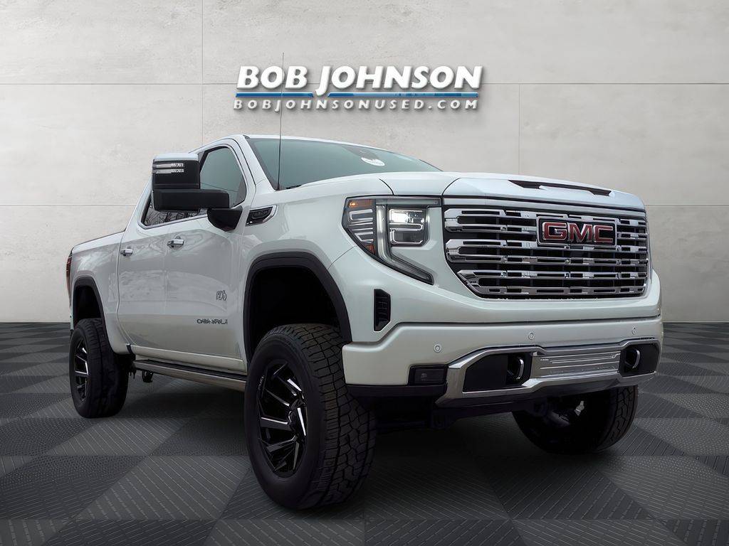2024 GMC Sierra 1500 Denali — Pickup Truck — 17,739 mi — Watertown, NY