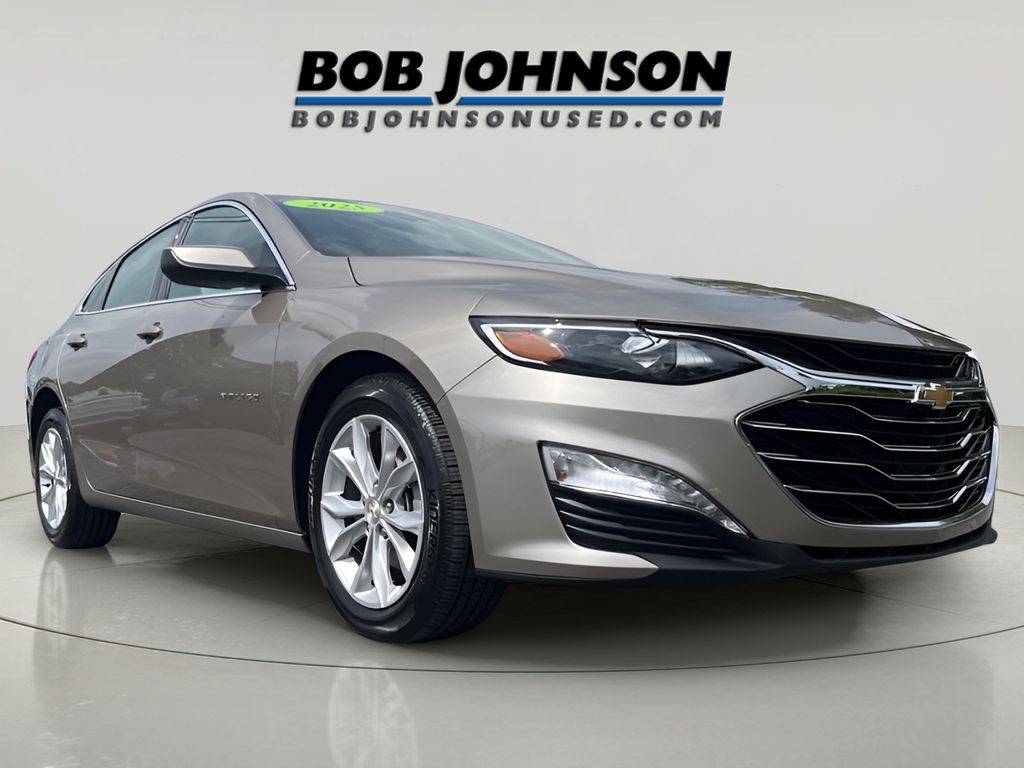 2025 Chevrolet Malibu LT — Sedan — 12,735 mi — Watertown, NY