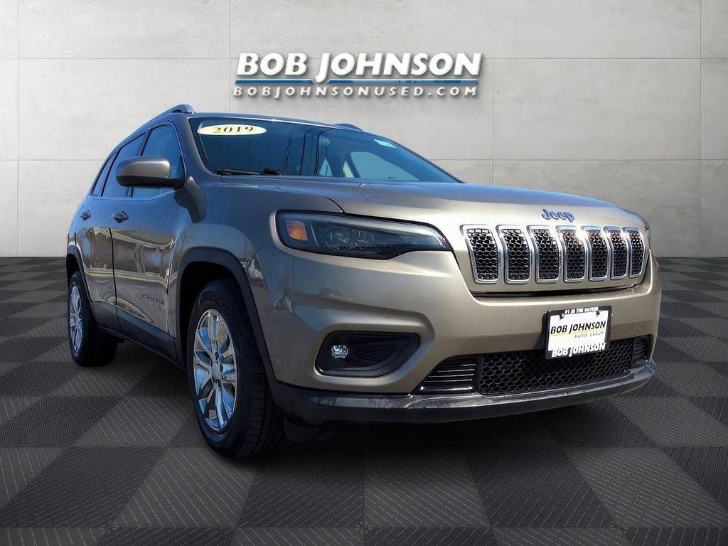 2019 Jeep Cherokee Latitude — SUV — 93,628 mi — Watertown, NY