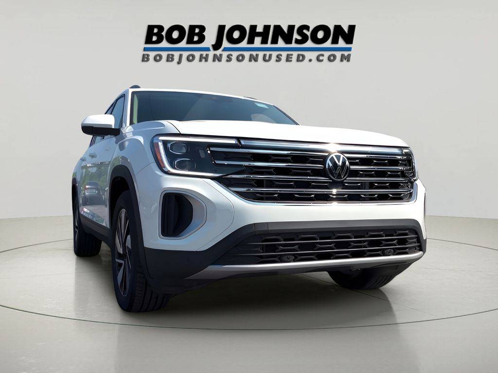 2025 Volkswagen Atlas SE with Technology — SUV — 851 mi — Watertown, NY