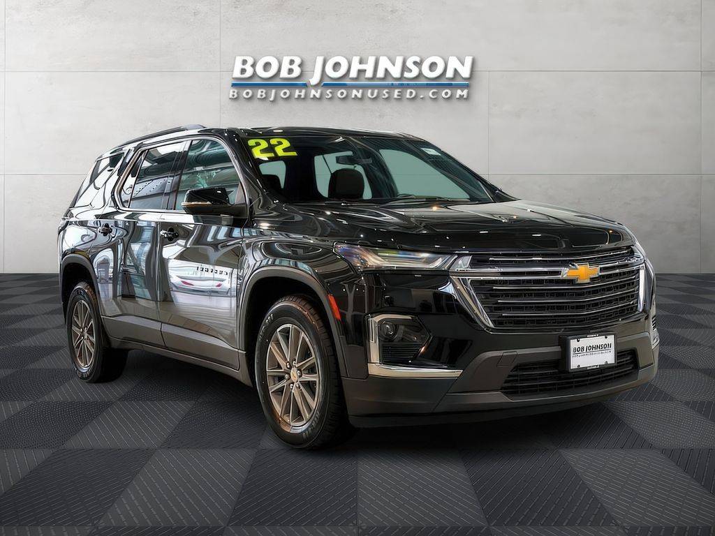 2022 Chevrolet Traverse LT Cloth — SUV — 37,391 mi — Watertown, NY