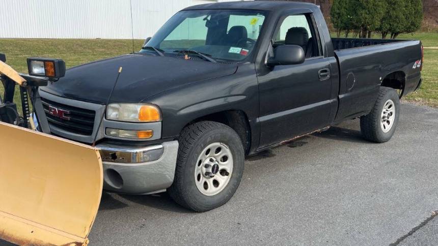 2005 GMC Sierra 1500 Work Truck — Pickup Truck — 107,348 mi — south holland, IL