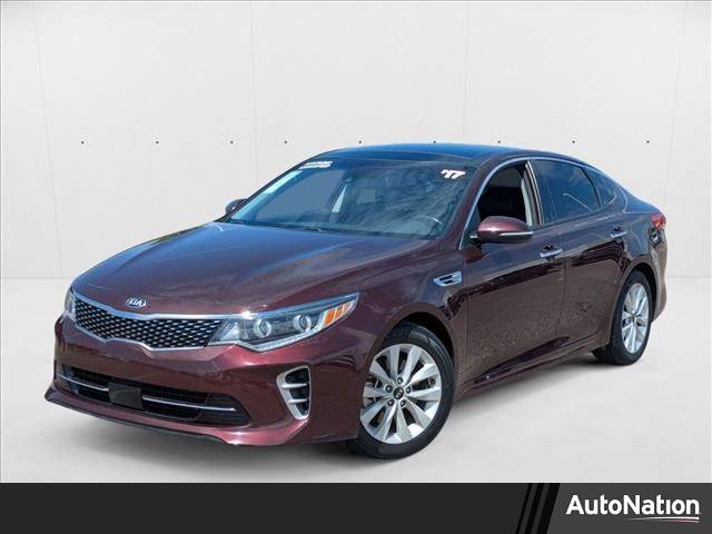 2017 Kia Optima EX — Sedan — 126,750 mi — Chandler, AZ