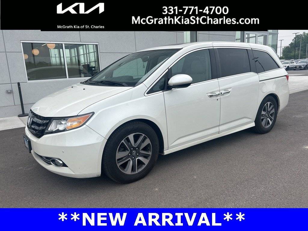 2016 Honda Odyssey Touring — Minivan — 100,962 mi — St. Charles, IL