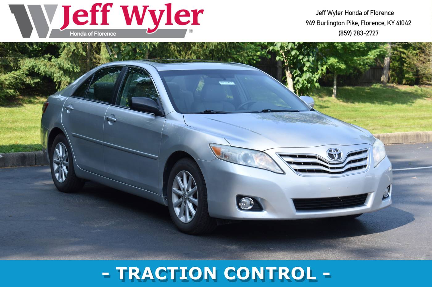 2010 Toyota Camry XLE — Sedan — 121,500 mi — Florence, KY