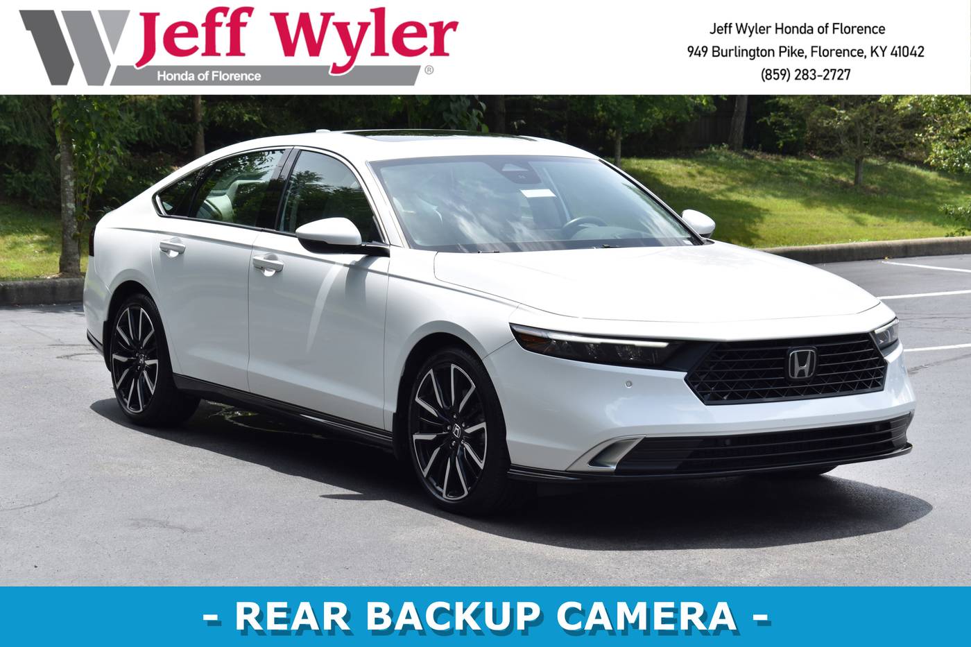 2023 Honda Accord Hybrid Touring — Sedan — 8,715 mi — Florence, KY