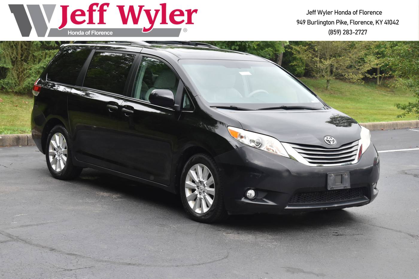 2012 Toyota Sienna Limited — Minivan — 210,175 mi — Florence, KY