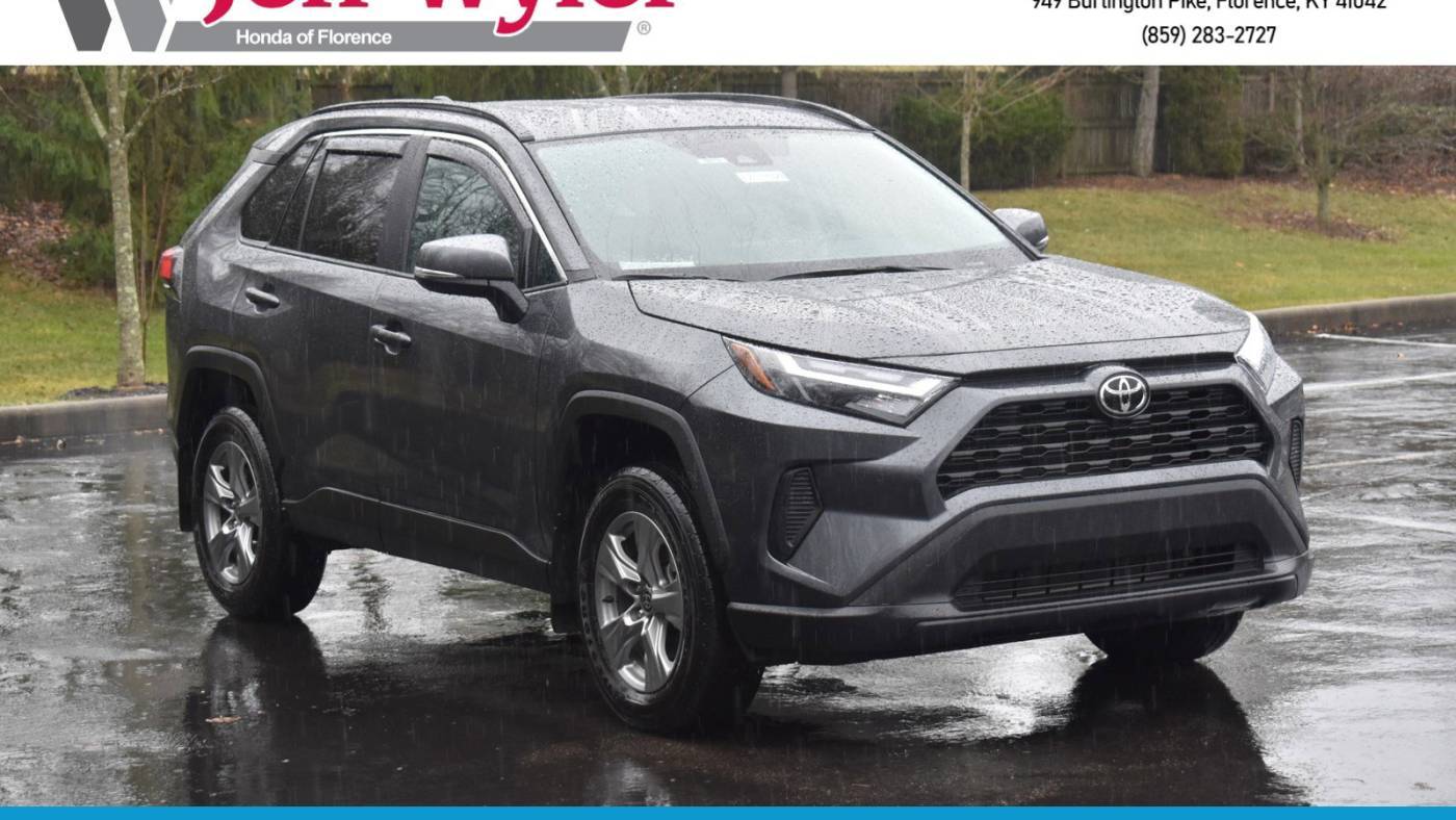 2024 Toyota RAV4 XLE — SUV — 14,850 mi — Florence, KY