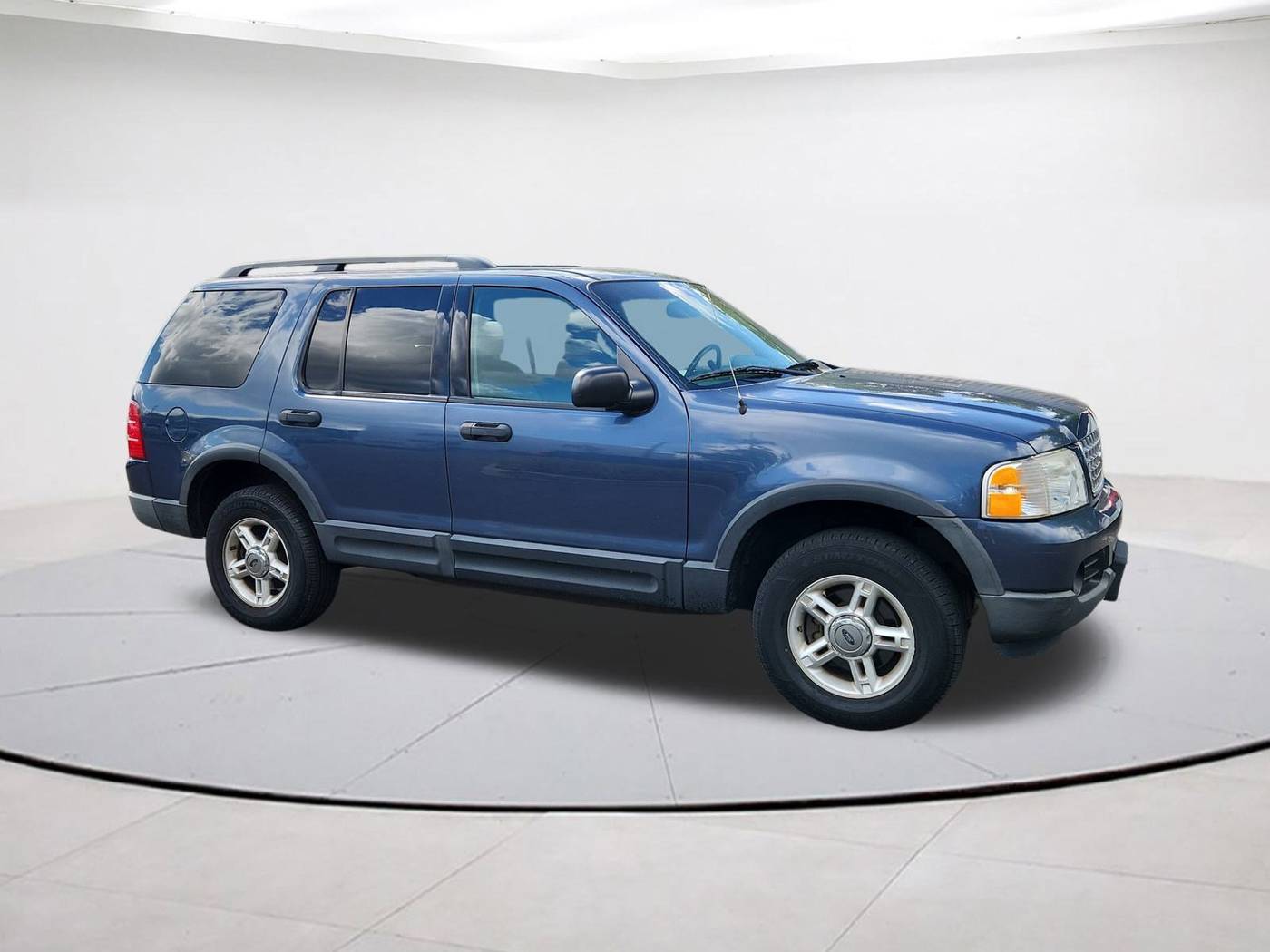 2003 Ford Explorer XLT — SUV — 250,000 mi — Falls Church, VA