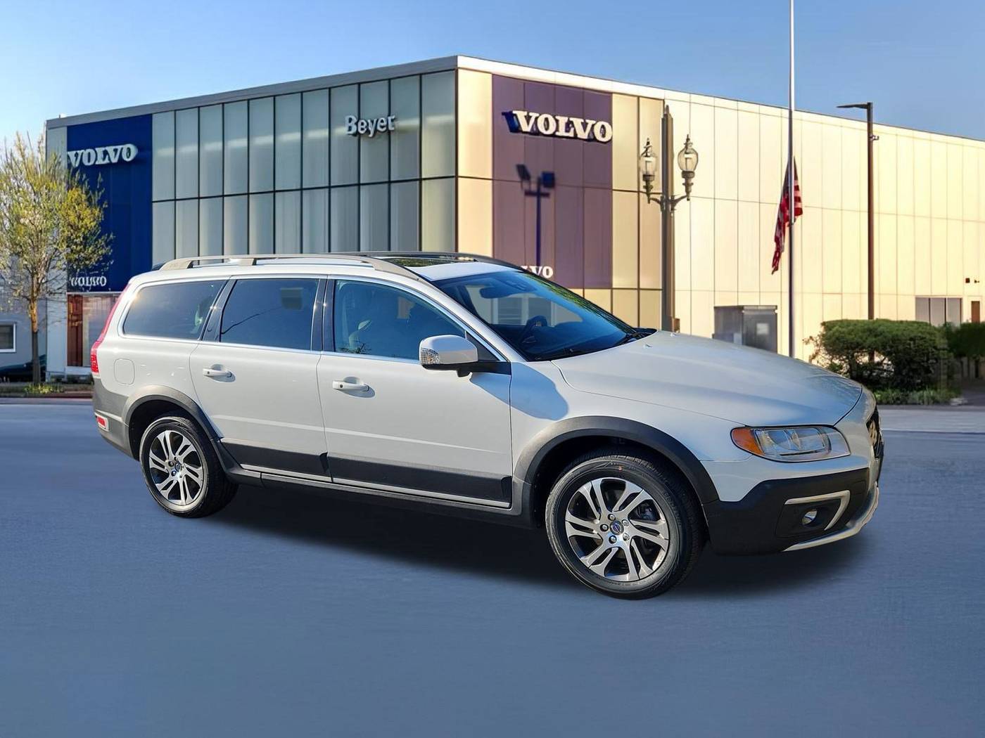 2015 Volvo XC70 T5 Drive-E Premier — Wagon — 115,769 mi — Falls Church, VA